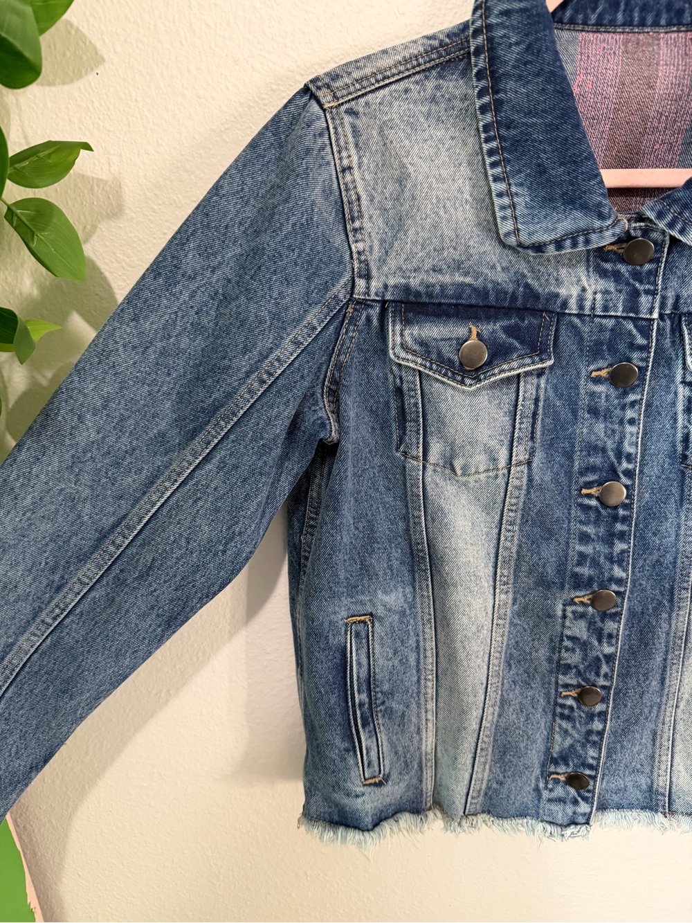 Trigger Embroidered Beaded Bee Denim Jean Jacket L Statement Art Wear - Picture 4 of 13